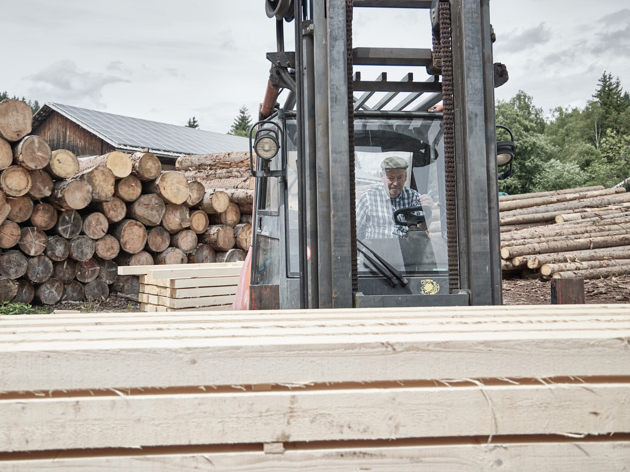 Holzlieferant aus dem Bayerischen Wald Sägewerk in der Howareid